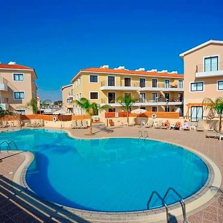 Stay Kyklades Resort & Spa Paralimni Exterior foto
